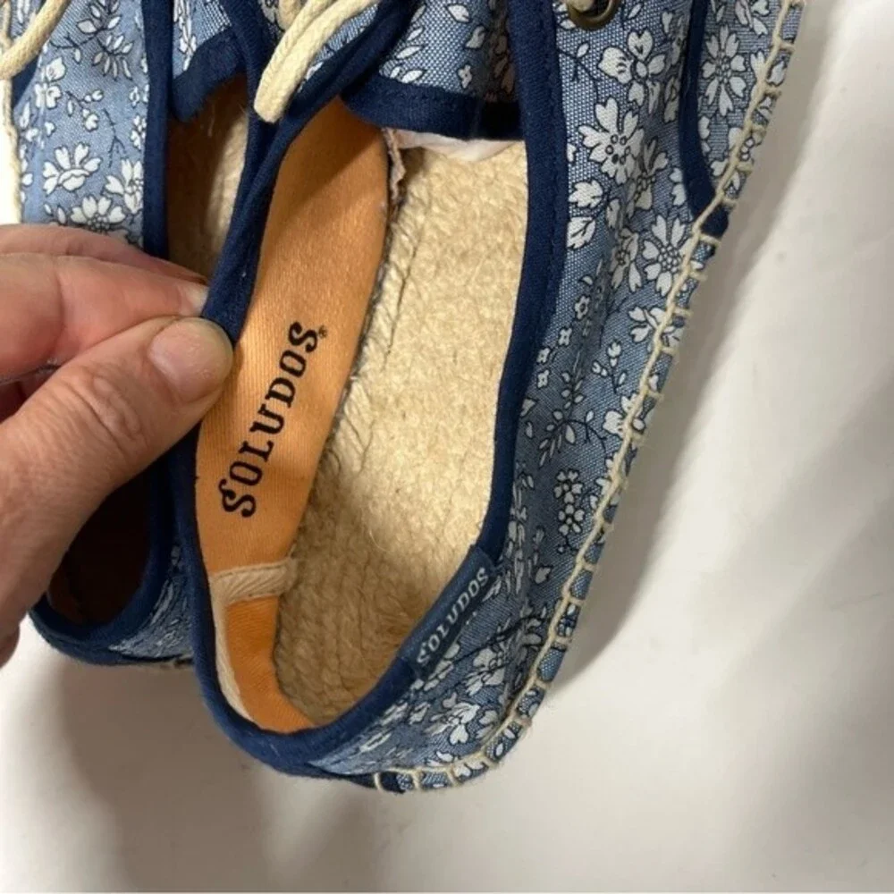 Soludos Chambray Denim Floral Lace Up Espadrille Sneakers in Blue and White 7